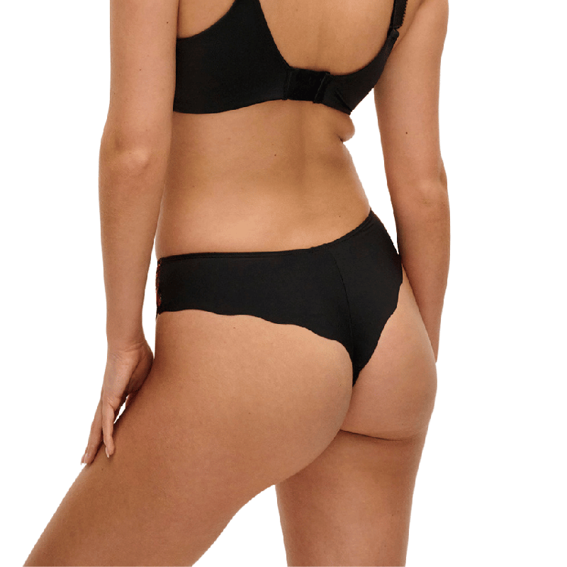 Brasiliana  Magdalena in pizzo Nero di Fantasie