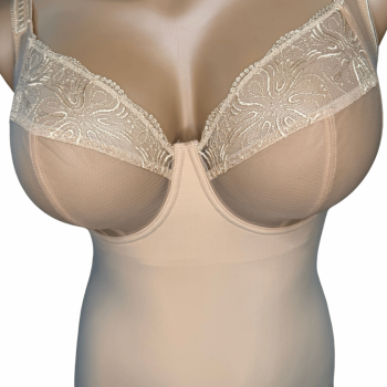 CI-ISABEL-SKIN Body modellante con coppe soft con ferretto e taglio laser- skin